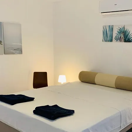 Caldera Blue アパート Alikí