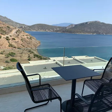 Caldera Blue Apartment